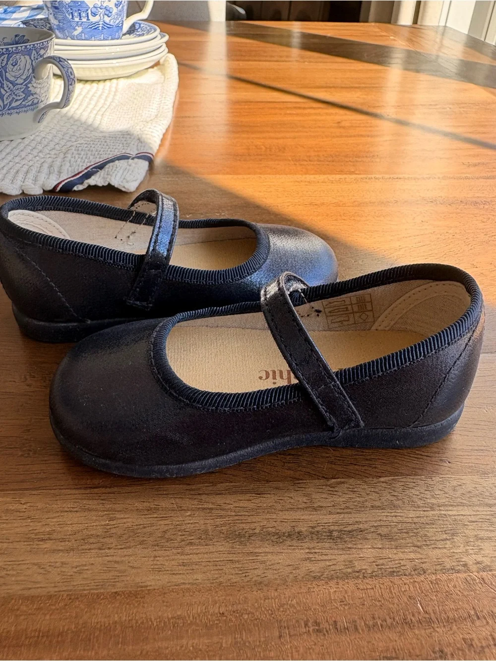 Childrenchic Mila Navy Mary Jane Shoes- never worn
